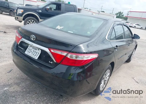 2015 Toyota Camry Le z USA, uszkodzony, nr VIN 4T4BF1FK5FR497734